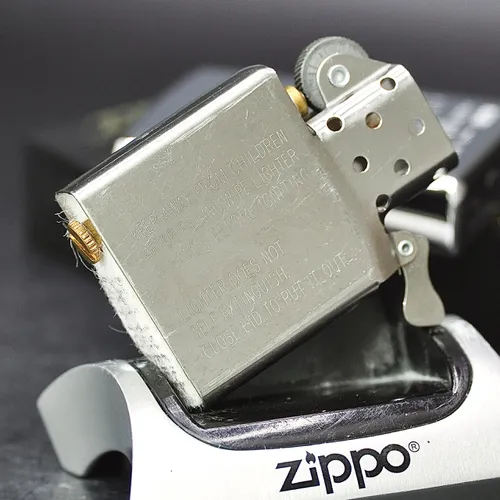 ZIPPO XƯA 1998 - HÀNG XƯA THẬP NIÊN 90s _ CHỦ ĐỀ ZIPPO SCRIPT