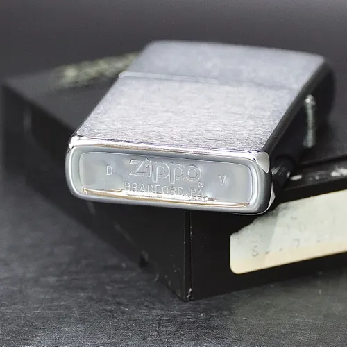 ZIPPO XƯA 1989 - HÀNG XƯA THẬP NIÊN 80s _ CHỦ ĐỀ HẢI QUÂN HOÀNG GIA ANH