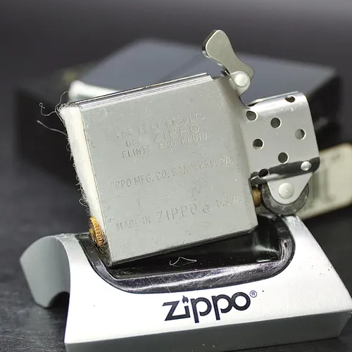 ZIPPO XƯA 1990 - HÀNG XƯA THẬP NIÊN 90s _ CHỦ ĐỀ LỤC QUÂN HOA KỲ