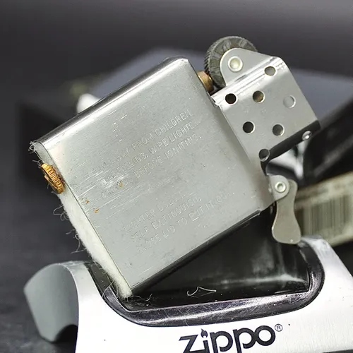 ZIPPO XƯA 1990 - HÀNG XƯA THẬP NIÊN 90s _ CHỦ ĐỀ LỤC QUÂN HOA KỲ