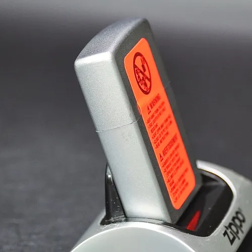 ZIPPO XƯA 2001 - HÀNG XƯA 2000s _ CHỦ ĐỀ CA SĨ ELVIS PRESLEY