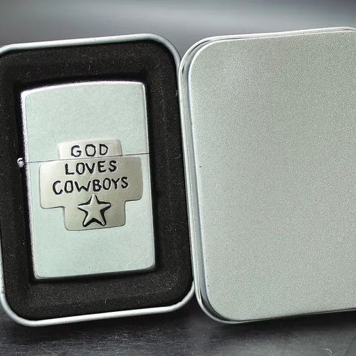 ZIPPO XƯA 2000 - HÀNG XƯA 2000s _ CHỦ ĐỀ COWBOYS