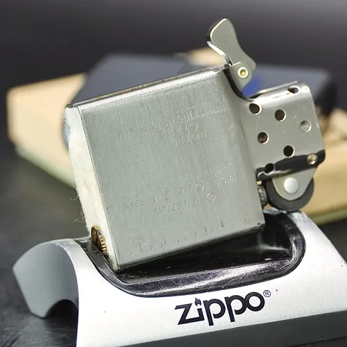 ZIPPO XƯA 1967 - HÀNG XƯA THẬP NIÊN 60s _ CHỦ ĐỀ MÁY BAY THẢ BOM HẠNG NẶNG