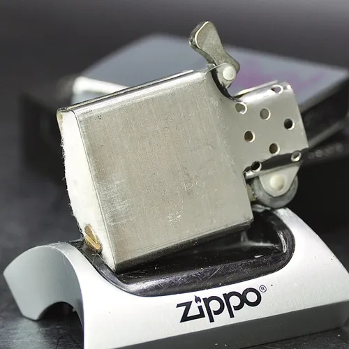 ZIPPO XƯA 1984 - HÀNG XƯA THẬP NIÊN 80s _ CHỦ ĐỀ ĐẶC NHIỆM HOÀNG GIA SULTAN