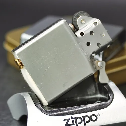 ZIPPO XƯA 1980 - HÀNG XƯA THẬP NIÊN 80s _ CHỦ ĐỀ CÔNG TY RƯỢU KORBEL BRANDY