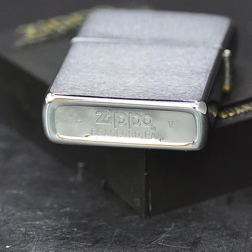 ZIPPO XƯA 1989 - HÀNG XƯA THẬP NIÊN 80s _ CHỦ ĐỀ HẢI QUÂN HOÀNG GIA