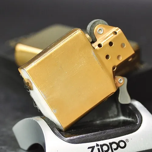 ZIPPO XƯA CHU NIÊN 32-86 - HÀNG XƯA THẬP NIÊN 80s _ CHỦ ĐỀ LA TABAGIE