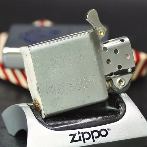 ZIPPO XƯA 1961 - HÀNG XƯA THẬP NIÊN 60s _ CHỦ ĐỀ CẢNH SÁT BIỂN HOA KỲ