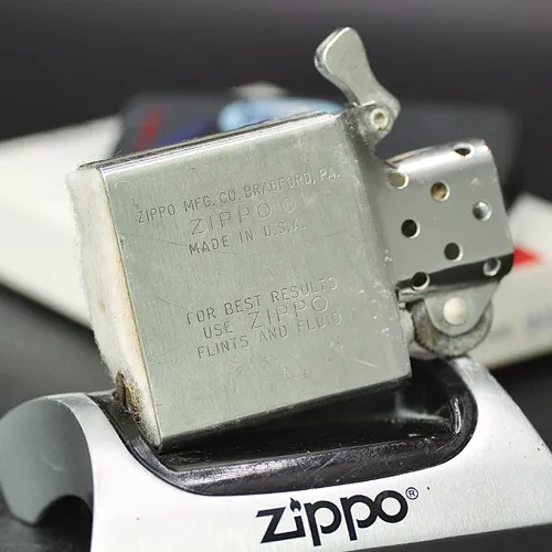 ZIPPO XƯA 1981 - HÀNG XƯA THẬP NIÊN 80s _ CHỦ ĐỀ TÀU CHIẾN BELKNAP CG 26