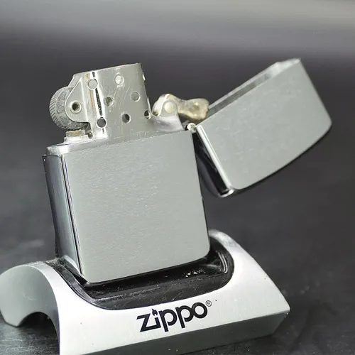 ZIPPO XƯA 1961 - HÀNG XƯA THẬP NIÊN 60s _ CHỦ ĐỀ TRƠN BẢN