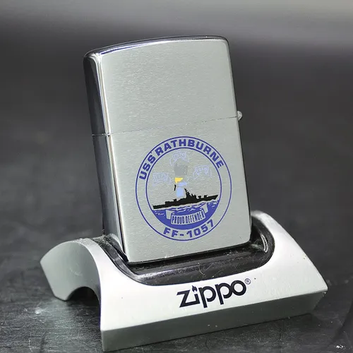 ZIPPO XƯA 1981 - HÀNG XƯA THẬP NIÊN 80s _ CHỦ ĐỀ TÀU CHIẾN RATHBURNE FF-1057