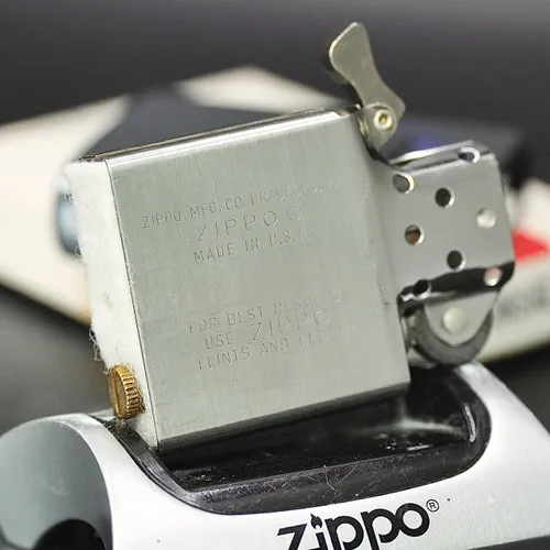 ZIPPO XƯA 1981 - HÀNG XƯA THẬP NIÊN 80s _ CHỦ ĐỀ TÀU CHIẾN RATHBURNE FF-1057
