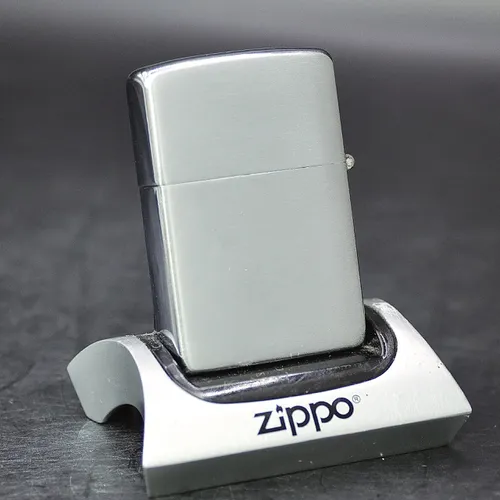 ZIPPO XƯA 51-52 FULL THÉP - HÀNG XƯA THẬP NIÊN 50s _ CHỦ ĐỀ SHIELD