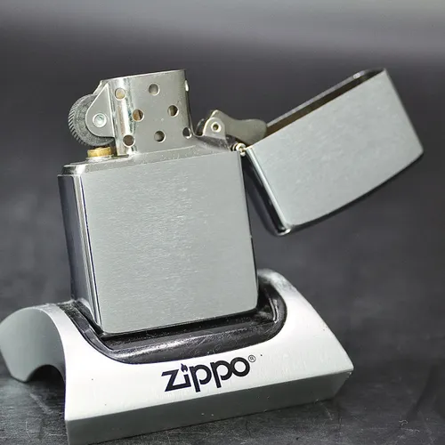 ZIPPO XƯA 2000 - HÀNG XƯA 2000s _ CHỦ ĐỀ BIỂN BÁO RAMP SPEED UNLIMITED