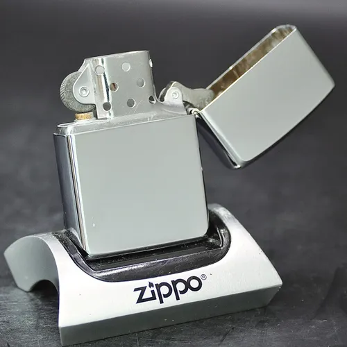 ZIPPO XƯA 1995 - HÀNG XƯA THẬP NIÊN 90s _ CHỦ ĐỀ VUA HỀ SẠC LÔ