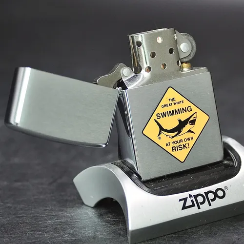 ZIPPO XƯA 1998 - HÀNG XƯA THẬP NIÊN 90s _ CHỦ ĐỀ BIỂN BÁO CÁ MẬP