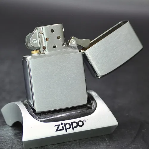 ZIPPO XƯA 2000- HÀNG XƯA 2000s  _ CHỦ ĐỀ BIỂN BÁO CÁ SẤU