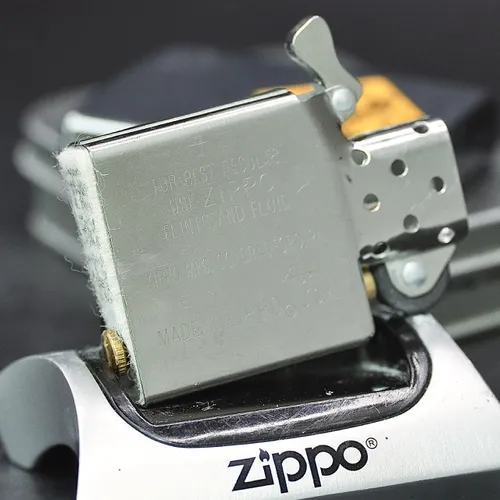 ZIPPO XƯA 2000 - HÀNG XƯA THẬP NIÊN 2000s _ CHỦ ĐỀ BIỂN BÁO LAST PUB