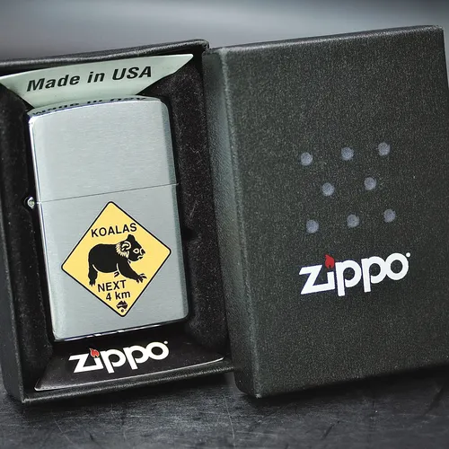 ZIPPO XƯA 2002 - HÀNG XƯA THẬP NIÊN 2000s _ CHỦ ĐỀ BIỂN BÁO KOALAS