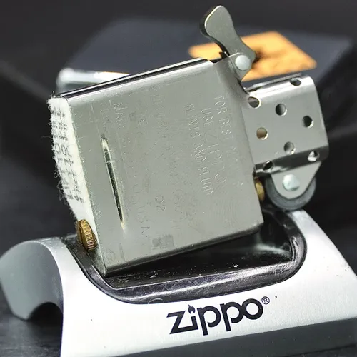 ZIPPO XƯA 2002 - HÀNG XƯA THẬP NIÊN 2000s _ CHỦ ĐỀ BIỂN BÁO KOALAS