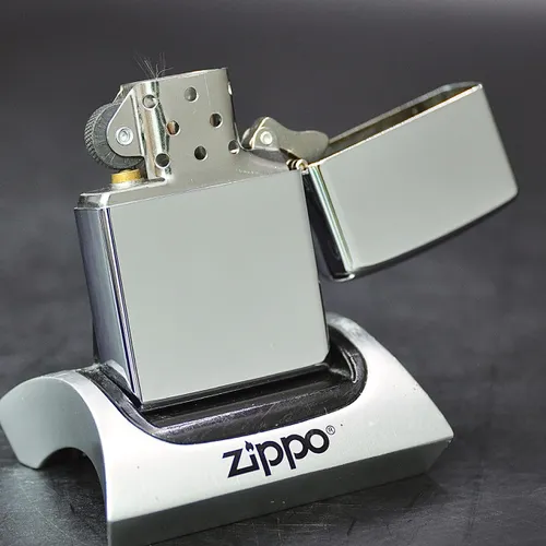 ZIPPO XƯA 1999- HÀNG XƯA THẬP NIÊN 90s _ CHỦ ĐỀ HUY HIỆU TÀU HOÀNG GIA ANH