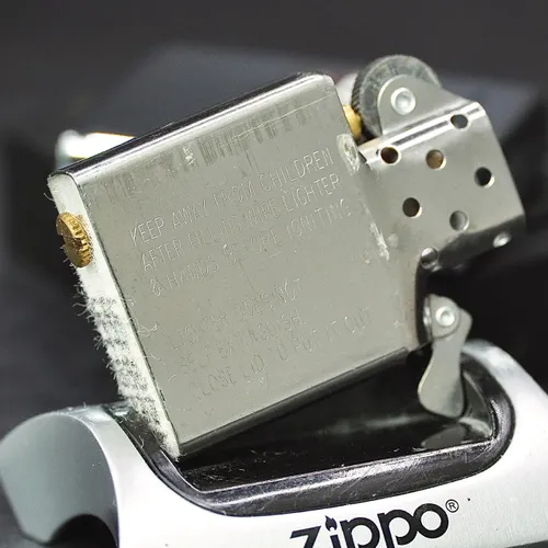 ZIPPO XƯA 1998 - HÀNG XƯA THẬP NIÊN 90s _ CHỦ ĐỀ TÀU CHIẾN ATHABASKAN DDH 282