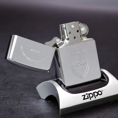 ZIPPO XƯA 1995 - HÀNG XƯA THẬP NIÊN 90s _ CHỦ ĐỀ BIỂU TƯỢNG ĐỘNG VIÊN TIẾN LÊN