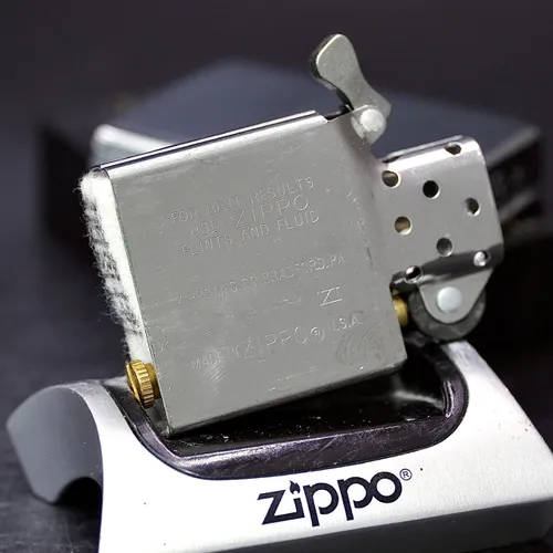 ZIPPO XƯA 1995 - HÀNG XƯA THẬP NIÊN 90s _ CHỦ ĐỀ LAUREL HARDY