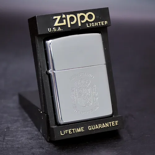 ZIPPO XƯA 1995 - HÀNG XƯA THẬP NIÊN 90s _ CHỦ ĐỀ BỘ QUỐC PHÒNG CÁC NƯỚC LATINH