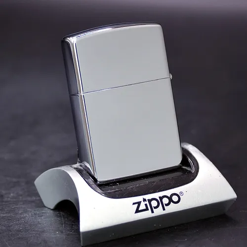 ZIPPO XƯA 1995 - HÀNG XƯA THẬP NIÊN 90s _ CHỦ ĐỀ BỘ QUỐC PHÒNG CÁC NƯỚC LATINH