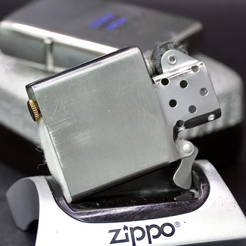 ZIPPO BẠC NGUYÊN KHỐI 1970s – NEW – HÀNG SƯU TẦM GIÁ TRỊ THỜI GIAN