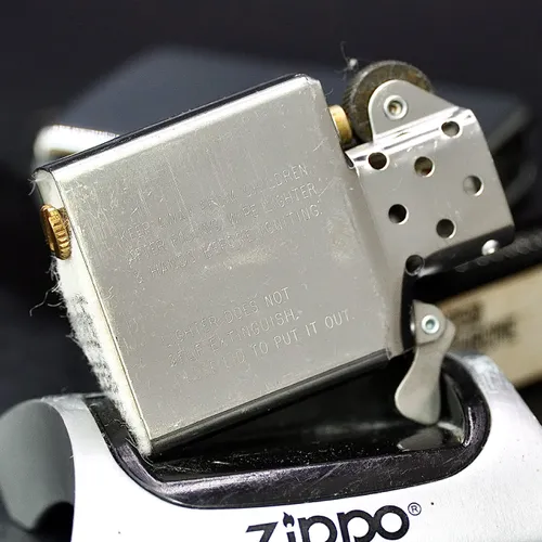 ZIPPO XƯA 1995 - HÀNG XƯA THẬP NIÊN 90s _ CHỦ ĐỀ PRATFALL