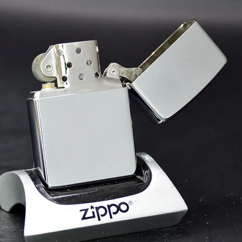 ZIPPO XƯA 1995 - HÀNG XƯA THẬP NIÊN 90s _ CHỦ ĐỀ COWBOY