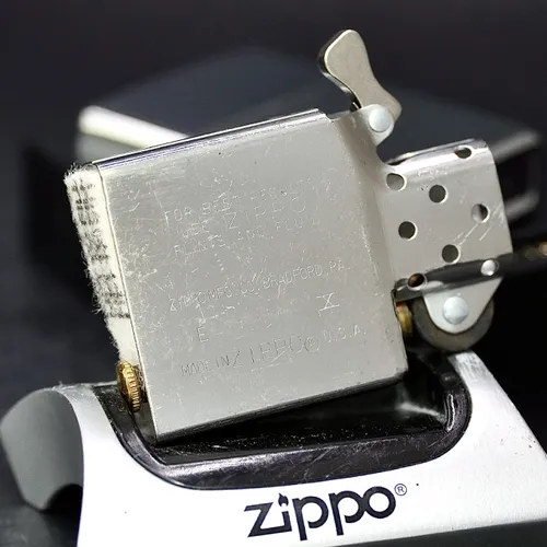 ZIPPO XƯA 1994 - HÀNG XƯA THẬP NIÊN 90s _ CHỦ ĐỀ COWBOY RODEO