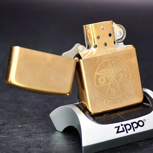 ZIPPO XƯA 1995 - HÀNG XƯA THẬP NIÊN 90s _ CHỦ ĐỀ PHI ĐOÀN CHỐNG TÀU NGẦM VS-32