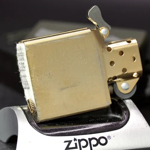 ZIPPO XƯA 1997 - HÀNG XƯA THẬP NIÊN 90s _ CHỦ ĐỀ CON MÈO
