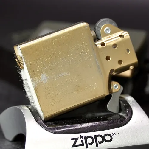 ZIPPO XƯA 1997 - HÀNG XƯA THẬP NIÊN 90s _ CHỦ ĐỀ CON MÈO