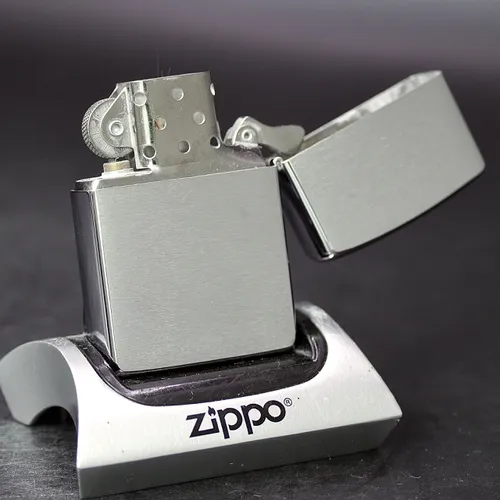 ZIPPO XƯA 1998 - HÀNG XƯA THẬP NIÊN 90s _ CHỦ ĐỀ MORGE