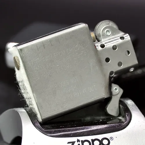 ZIPPO XƯA 1998 - HÀNG XƯA THẬP NIÊN 90s _ CHỦ ĐỀ MORGE