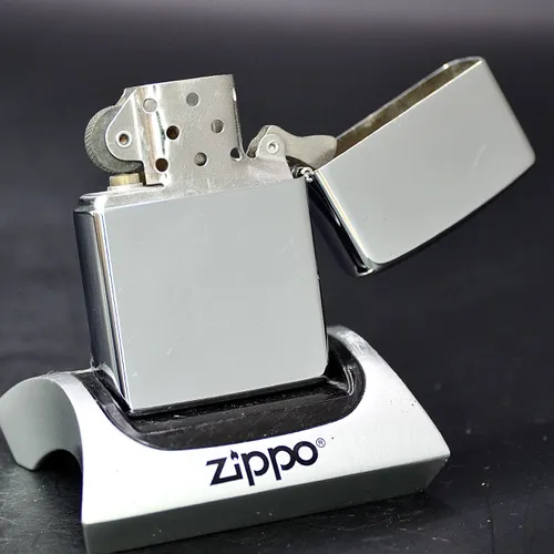 ZIPPO XƯA 1995 - HÀNG XƯA THẬP NIÊN 90s _ CHỦ ĐỀ TRUNG ĐOÀN CÔNG BINH SỐ 2 CỦA PHÁP