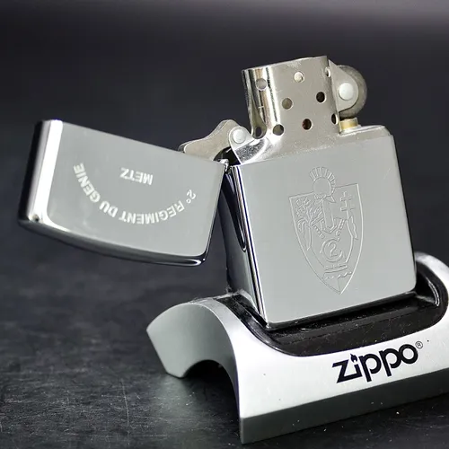 ZIPPO XƯA 1995 - HÀNG XƯA THẬP NIÊN 90s _ CHỦ ĐỀ TRUNG ĐOÀN CÔNG BINH SỐ 2 CỦA PHÁP