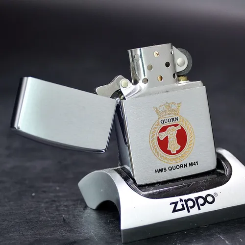 ZIPPO XƯA 1991 - HÀNG XƯA THẬP NIÊN 90s _ CHỦ ĐỀ LOGO TÀU CHIẾN HMS QUORN M41