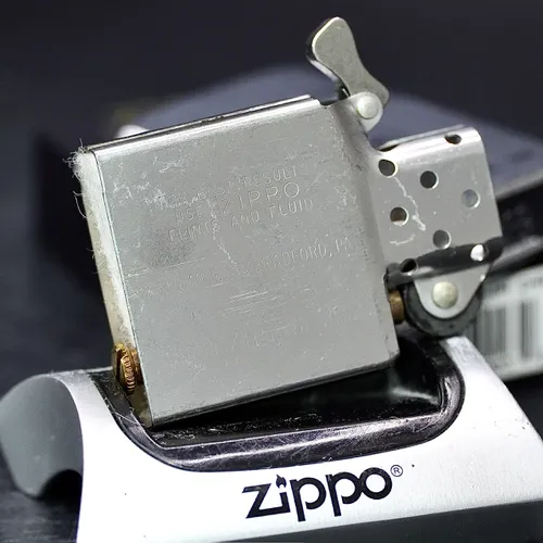 ZIPPO XƯA 1990 - HÀNG XƯA THẬP NIÊN 90s _ CHỦ ĐỀ GEORGE BLAISDELL