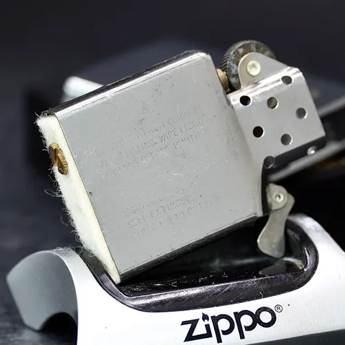 ZIPPO XƯA 1990 - HÀNG XƯA THẬP NIÊN 90s _ CHỦ ĐỀ KHÔNG QUÂN NƯỚC ANH