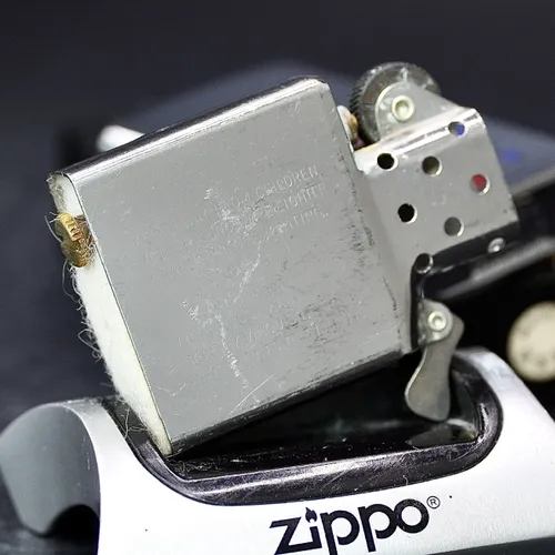 ZIPPO XƯA 1990 - HÀNG XƯA THẬP NIÊN 90s _ CHỦ ĐỀ TÀU HẬU CẦN CỠ LỚN QUÂN ĐỘI ANH