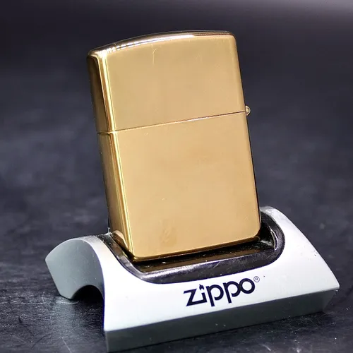 ZIPPO XƯA 32-91  - HÀNG XƯA THẬP NIÊN 90s _ CHỦ ĐỀ BATTEUR MAGAZINE
