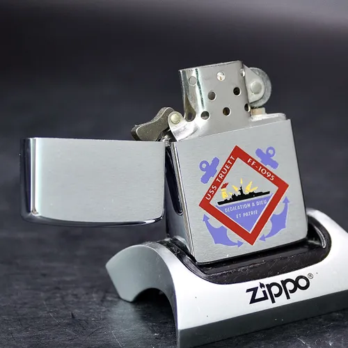 ZIPPO XƯA 1984  - HÀNG XƯA THẬP NIÊN 80s _ CHỦ ĐỀ TÀU CHIẾN TRUETT FF-1095