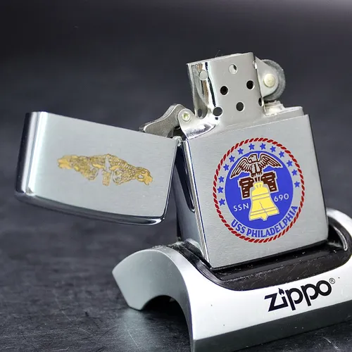 ZIPPO XƯA 1975  - HÀNG XƯA THẬP NIÊN 70s _ CHỦ ĐỀ LOGO TÀU NGẦM SSN-690