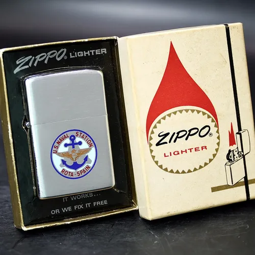ZIPPO XƯA 1974  - HÀNG XƯA THẬP NIÊN 70s _ CHỦ ĐỀ LOGO CĂN CỨ HẢI QUÂN MỸ
