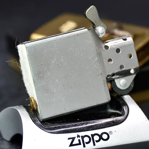 ZIPPO XƯA 1991 - HÀNG XƯA THẬP NIÊN 90s _ CHỦ ĐỀ MARLBORO